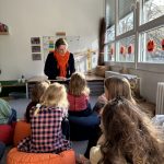 Bundesjustizministerin Dr. Stefanie Hubig liest vor.